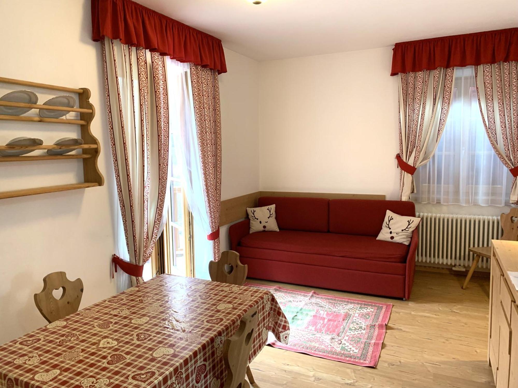 Appartamenti Sissi Commezzadura Bagian luar foto
